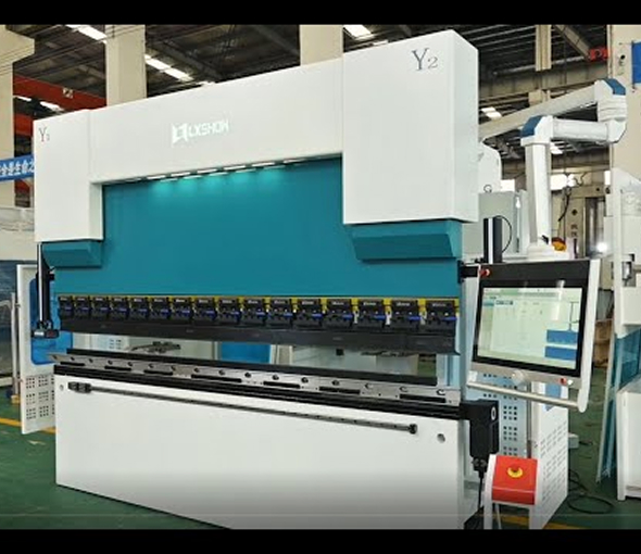 CNC Hydraulic Bending Machine